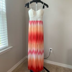 Maxi dress size small